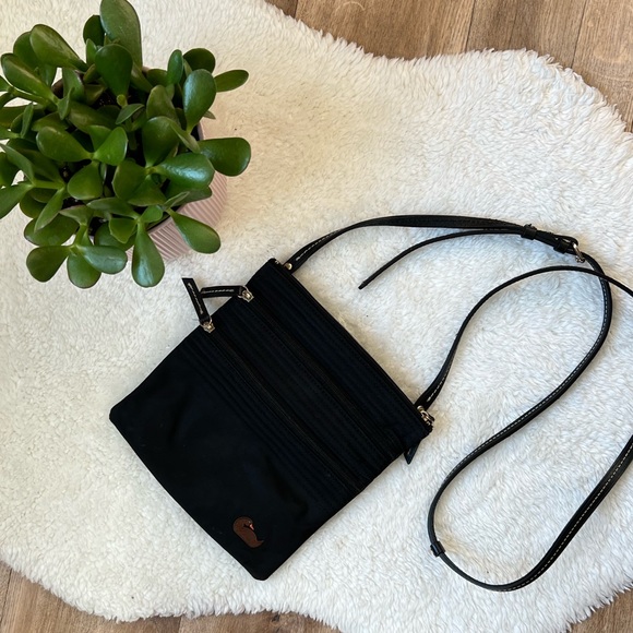 DOONEY & BOURKE Black Cross body Small Bag - Picture 2 of 6